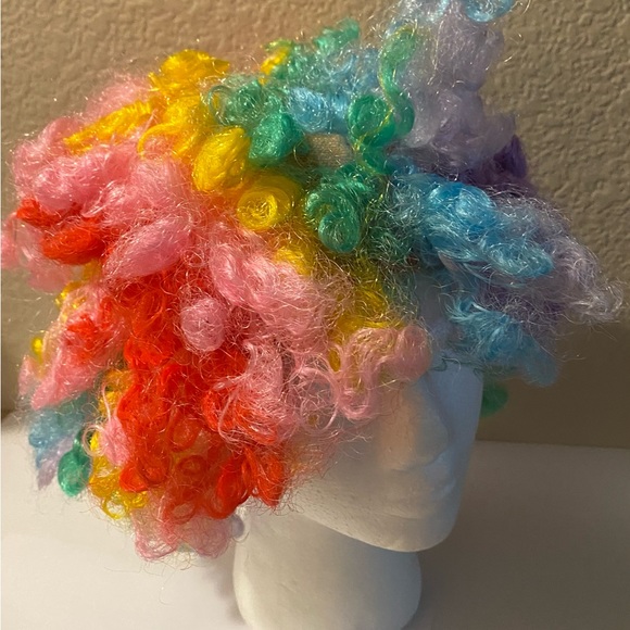 Clown Wig - Picture 3 of 11